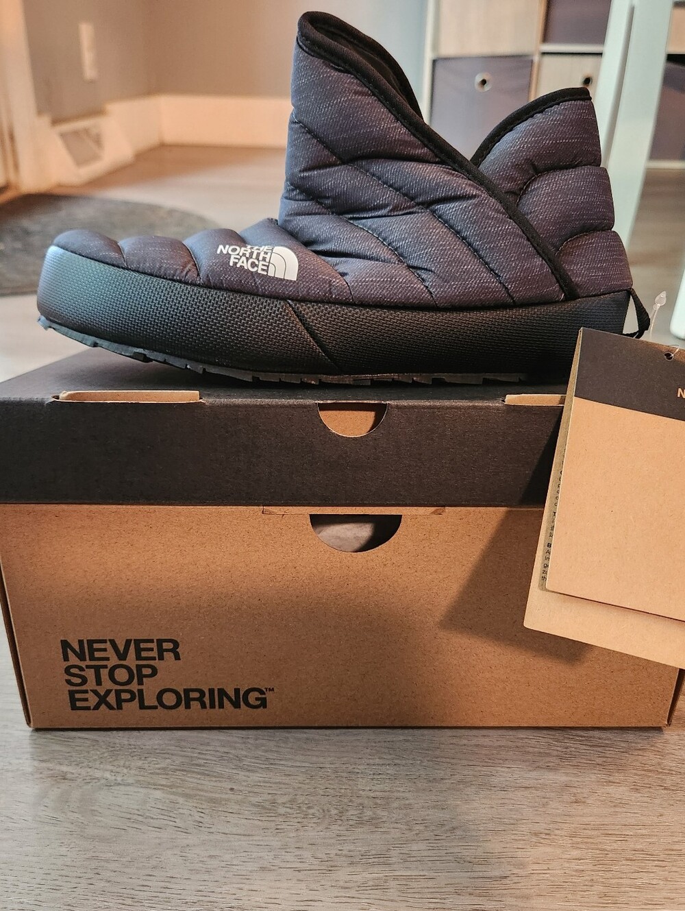 The North Face ThermoBall Traction Booties black women size 7 camping travel